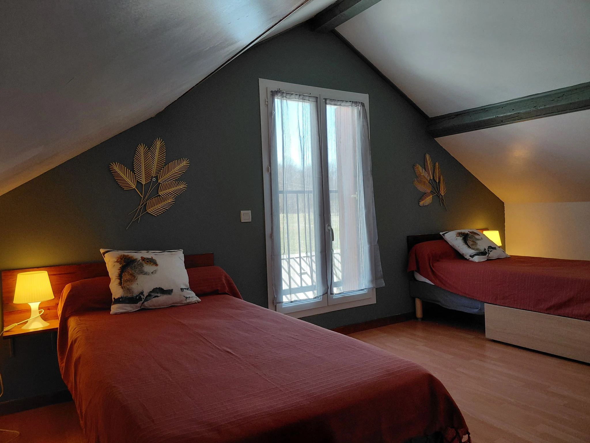 Chambre deux lits du Gîte le Queyrel à Saint-Bonnet en Champsaur